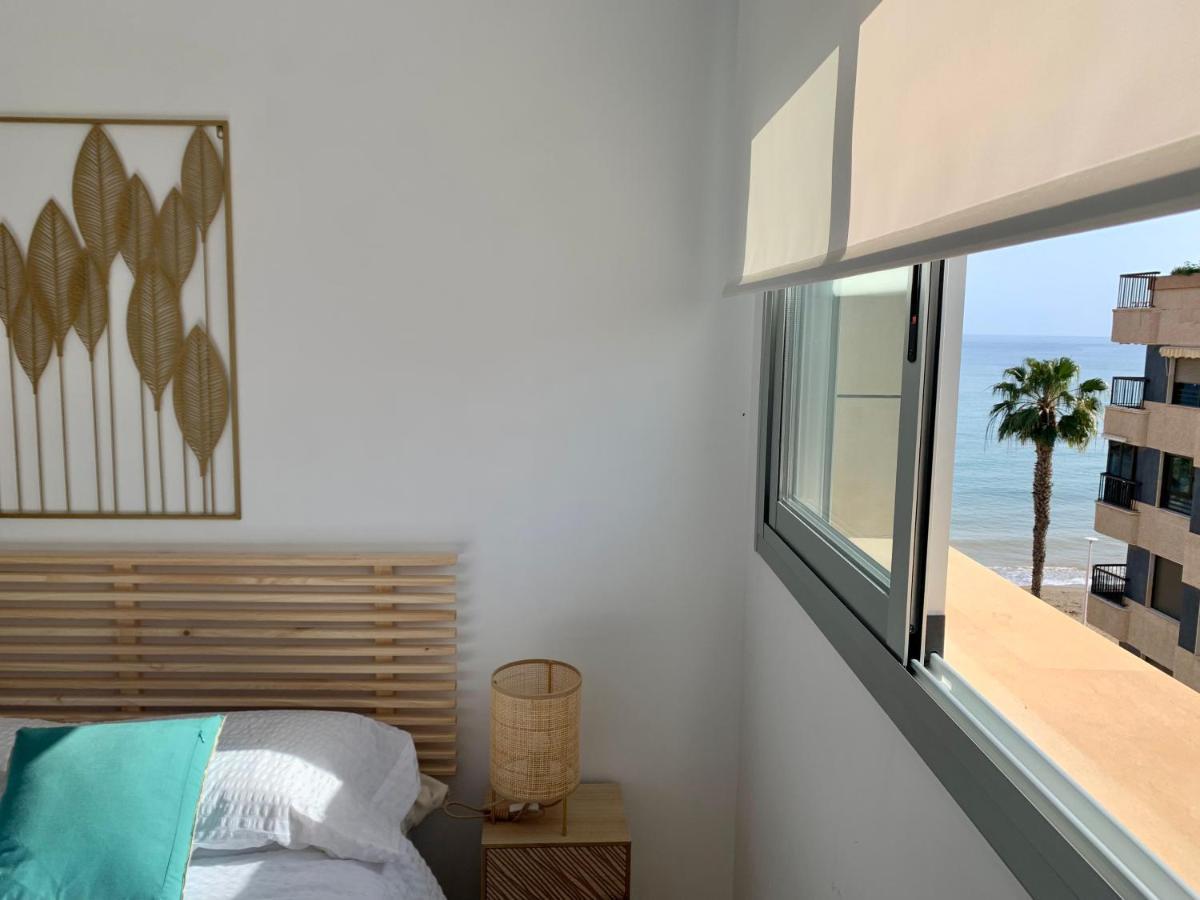 Precioso Apartamento Primera Linea De Playa Aguilas Bagian luar foto